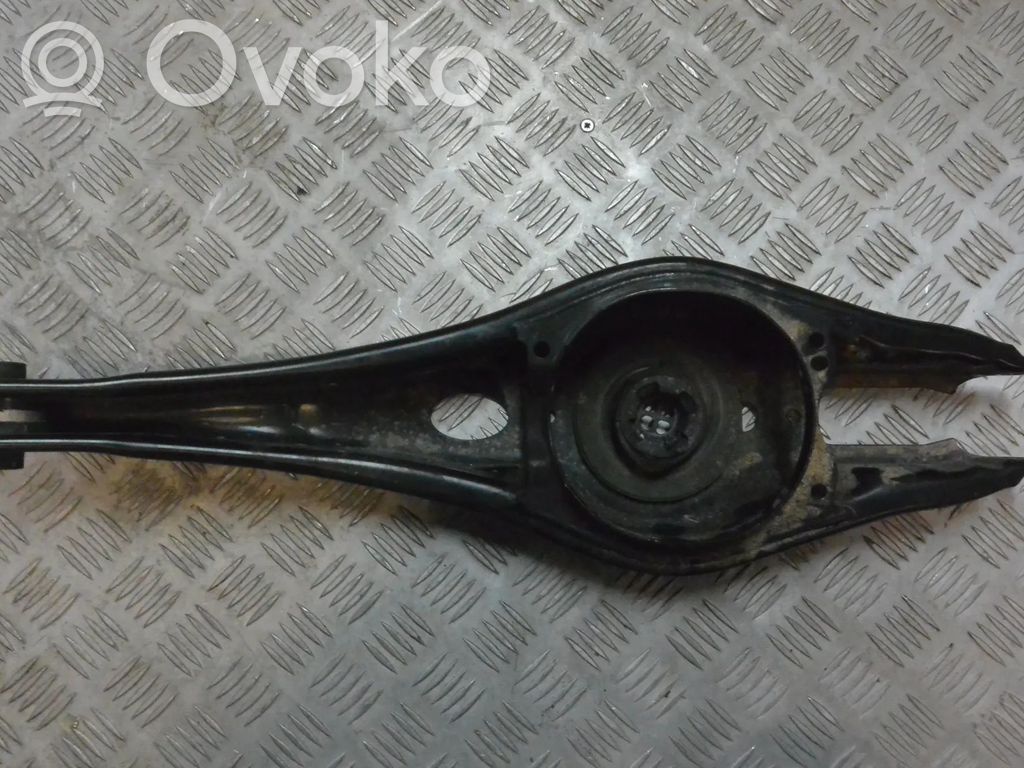 Górny wahacz tylny   5Q0505523A
