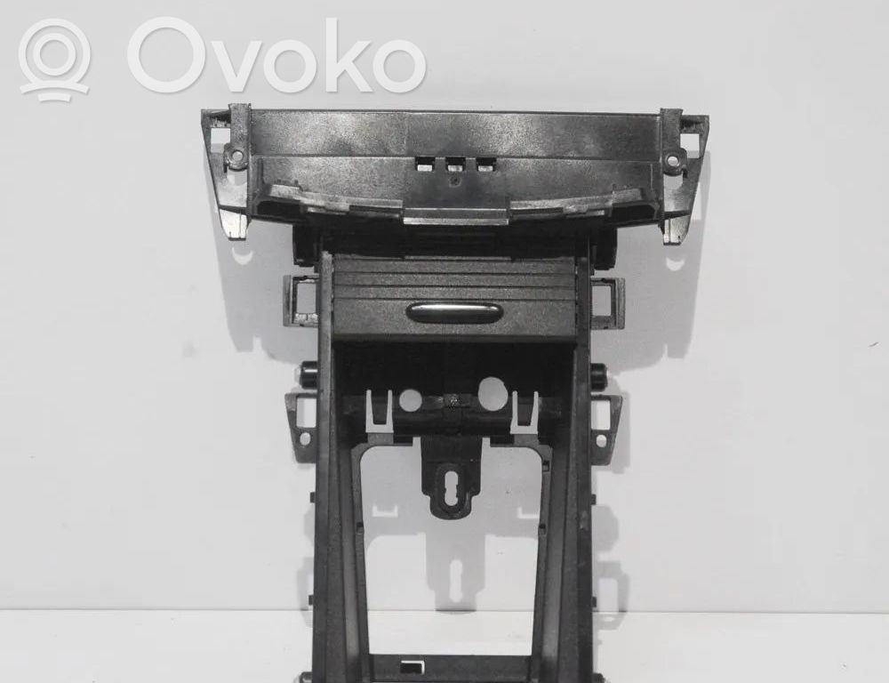 Schowek deski rozdzielczej   A2046806450