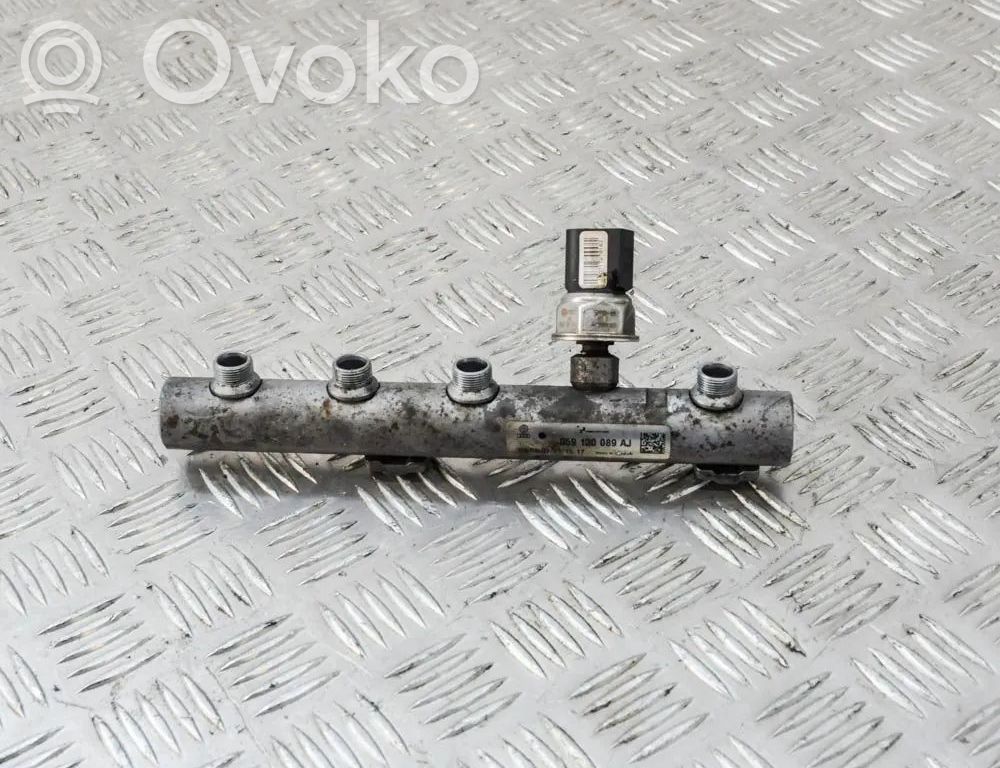 Audi A4 S4 B8 8K Polttoainepääputki 
