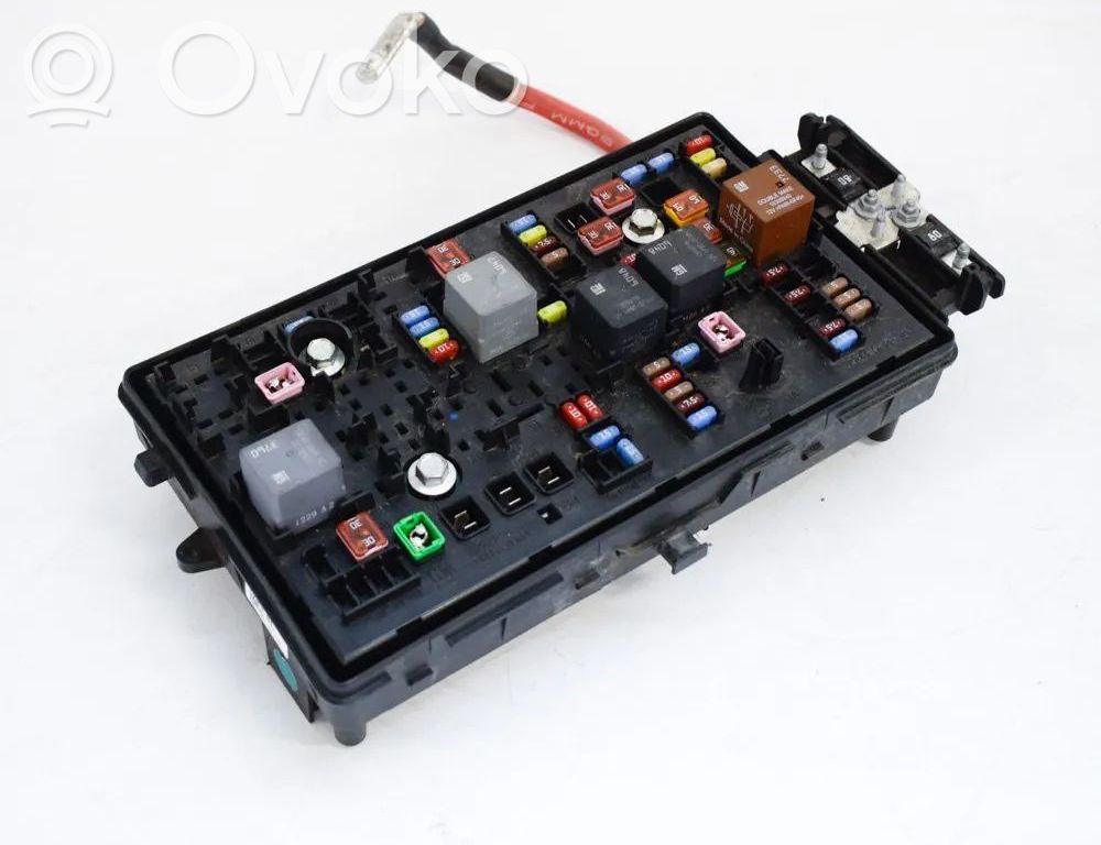 Opel Insignia A Fuse box set 