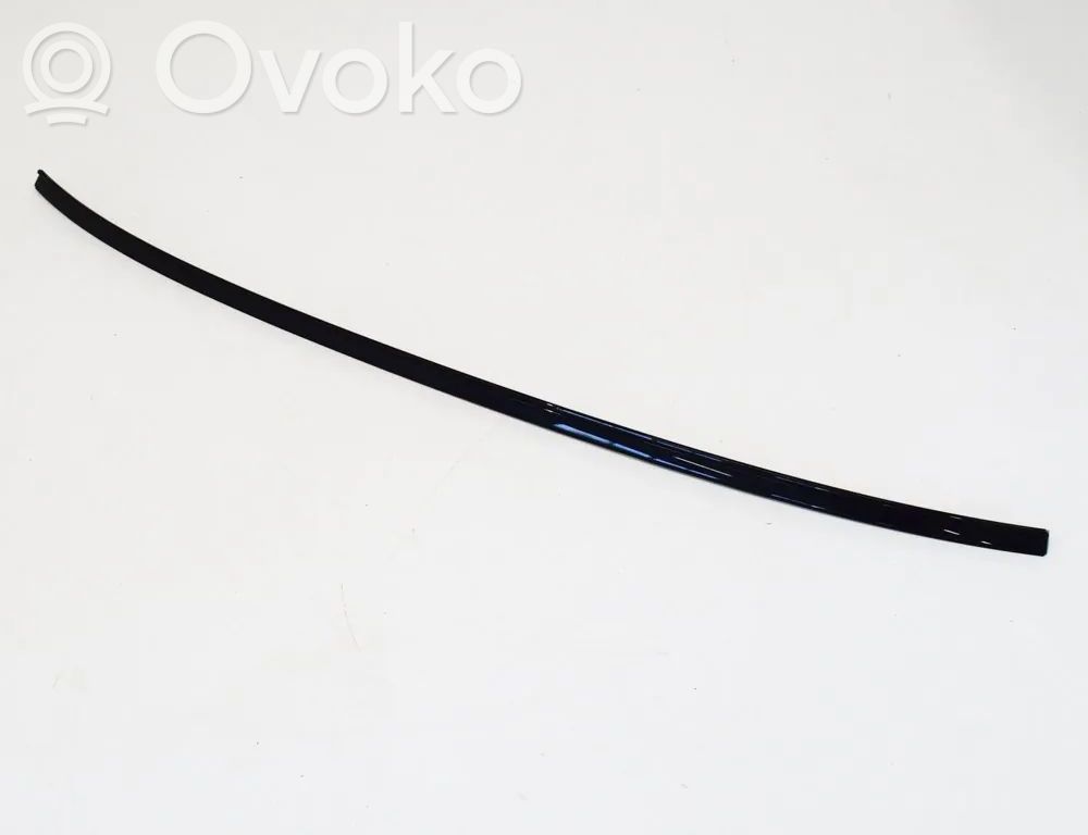 BMW 5 E60 E61 Katon muotolistan suoja 
