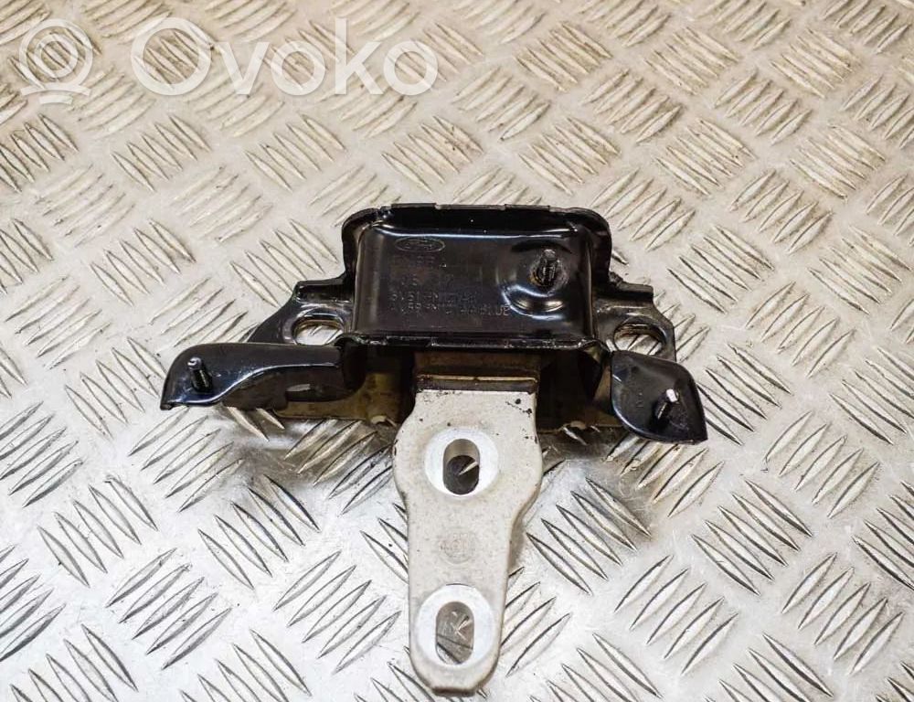 Engine mount bracket