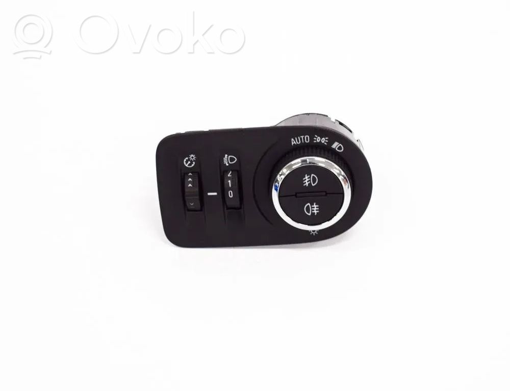 Opel Astra K Interruptor de luz 