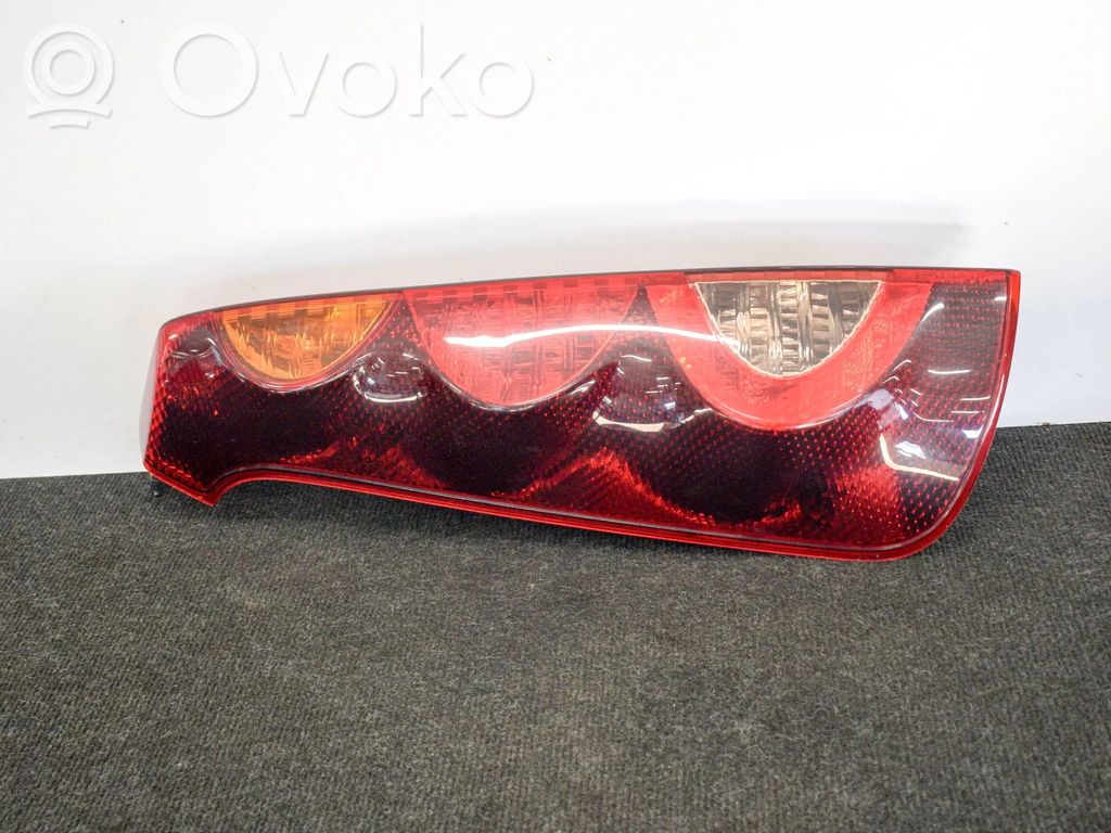 Rear/tail lights   22016752