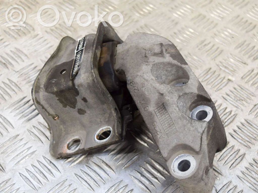 Peugeot Boxer Engine mount bracket 