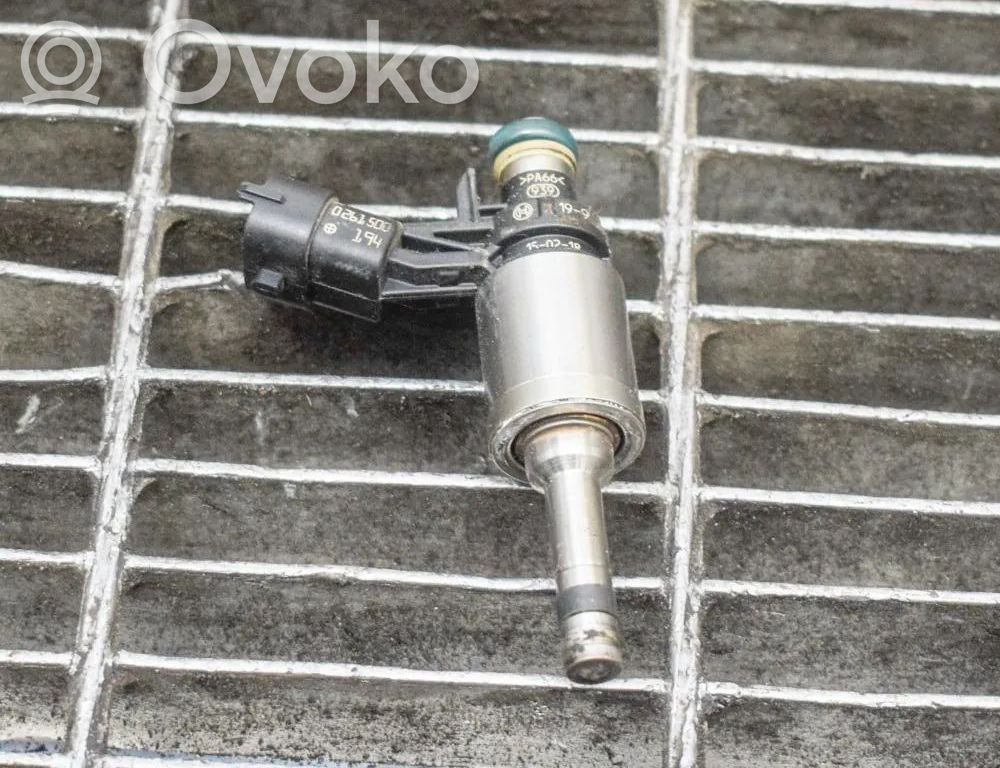 Ford Mustang VI Fuel injector 