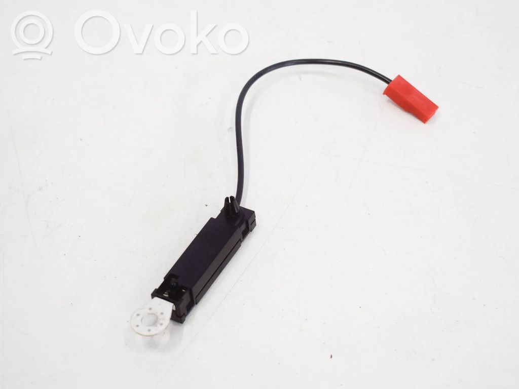 Volvo S90, V90 Antenos stiprintuvas 