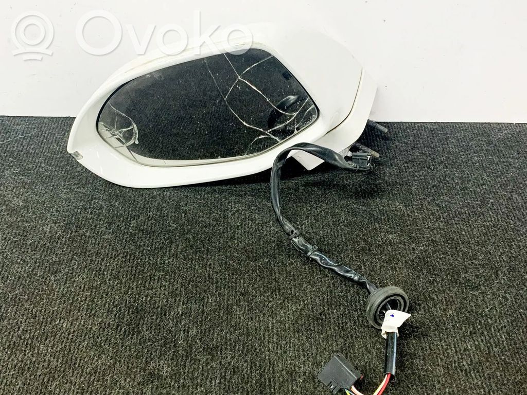 Audi A7 S7 4G Elektryczne lusterko boczne drzwi przednich 