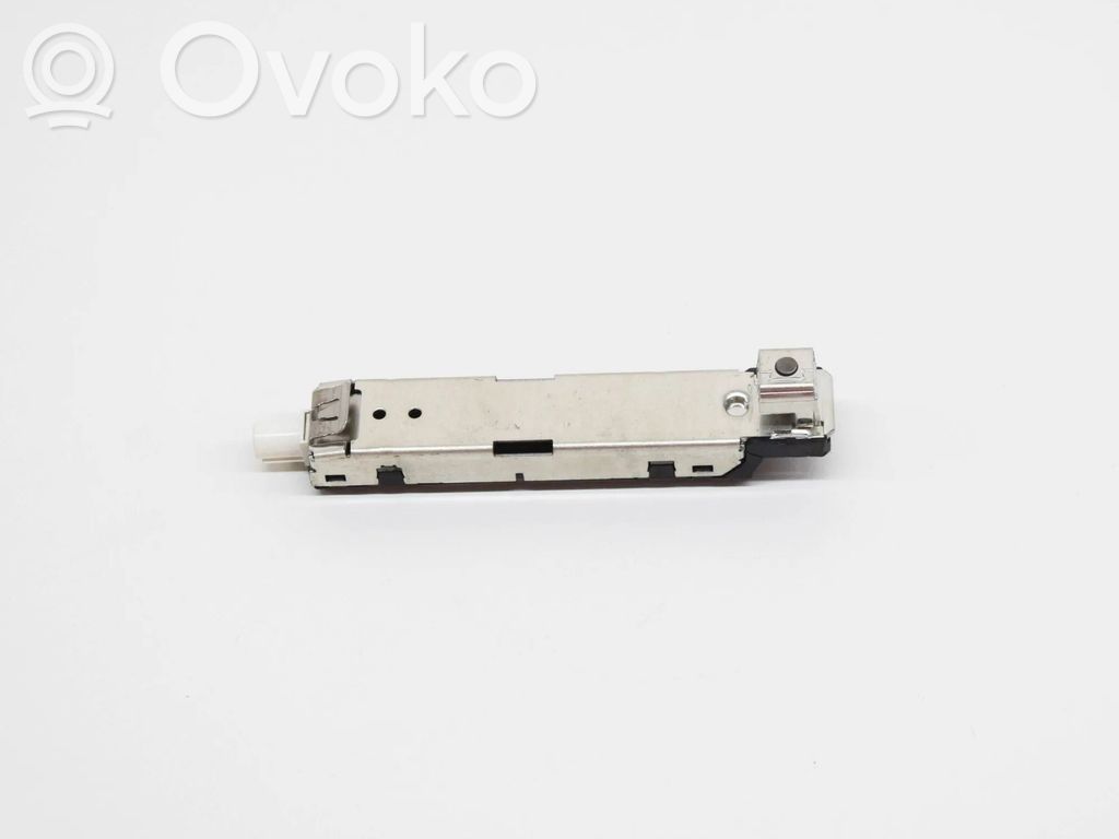 Audi Q2 - Antenos stiprintuvas 