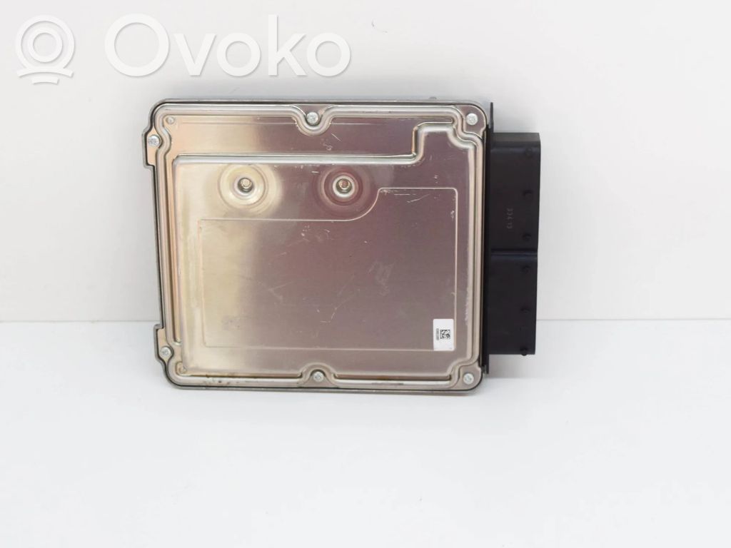 Engine control unit/module   04E906022B,04E907309R