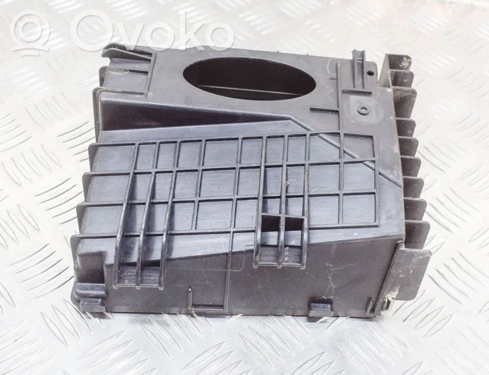 Audi TT TTS Mk2 Fuse box cover 