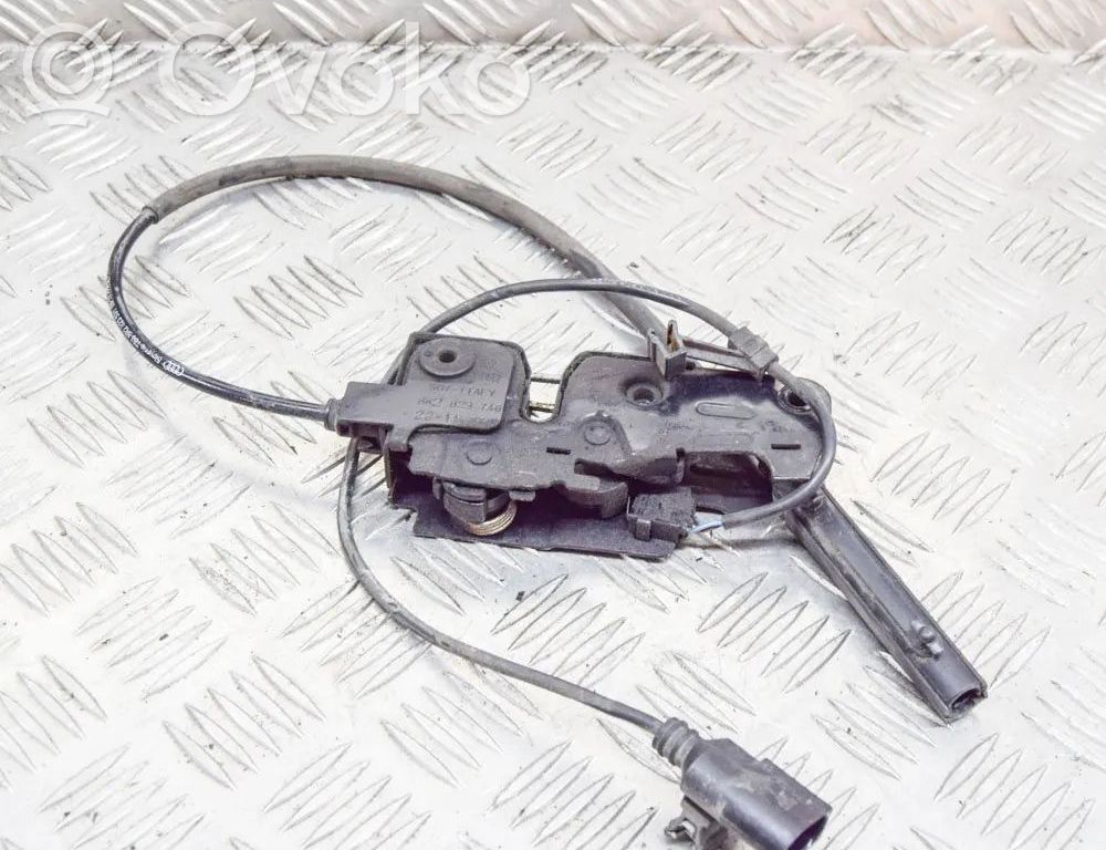 Audi Q5 SQ5 8R Engine bonnet/hood lock/catch 