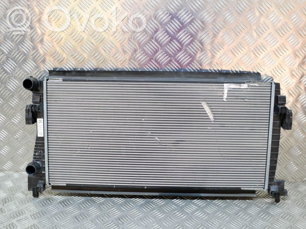 Audi Q2 - Aušinimo skysčio radiatorius 
