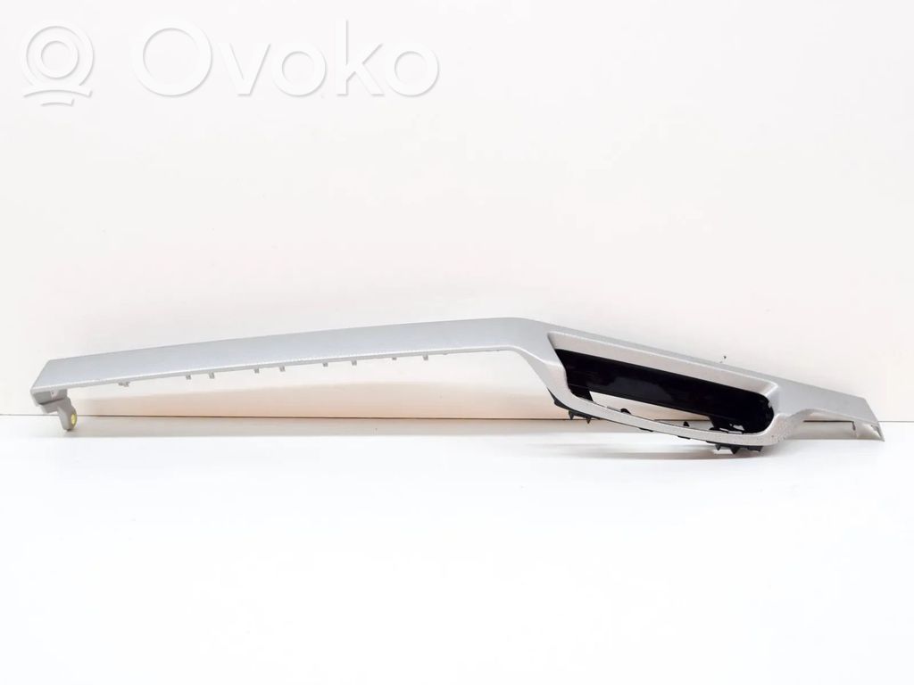 Audi A1 Dekoratyvinė apdailos juostelė 