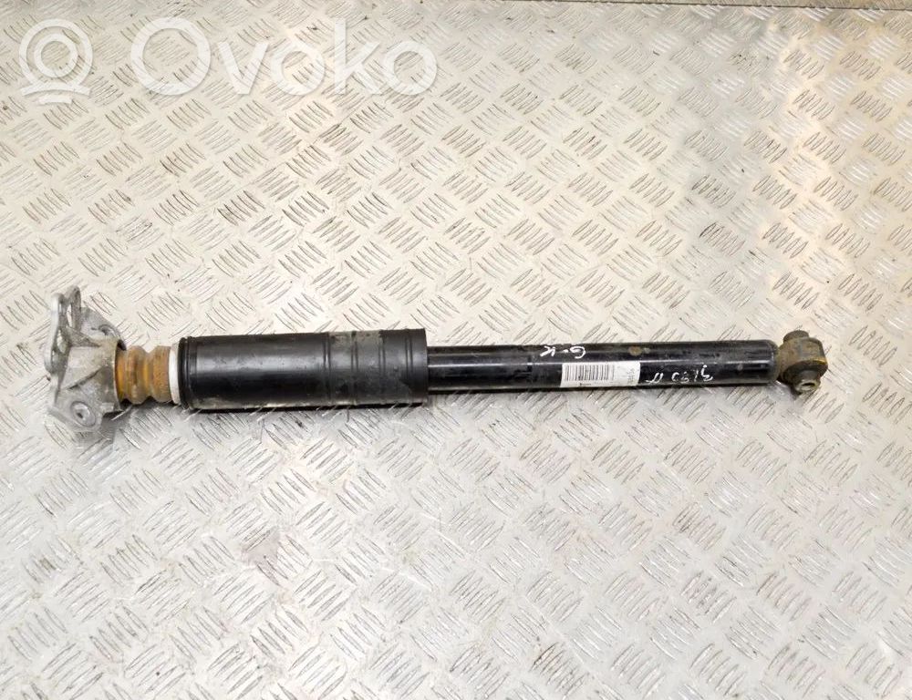 Opel Corsa F Takaiskunvaimennin 