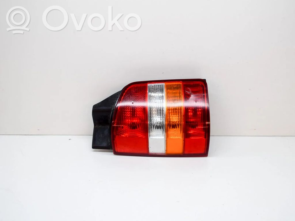 Volkswagen Transporter - Caravelle T5 Lampa tylna 
