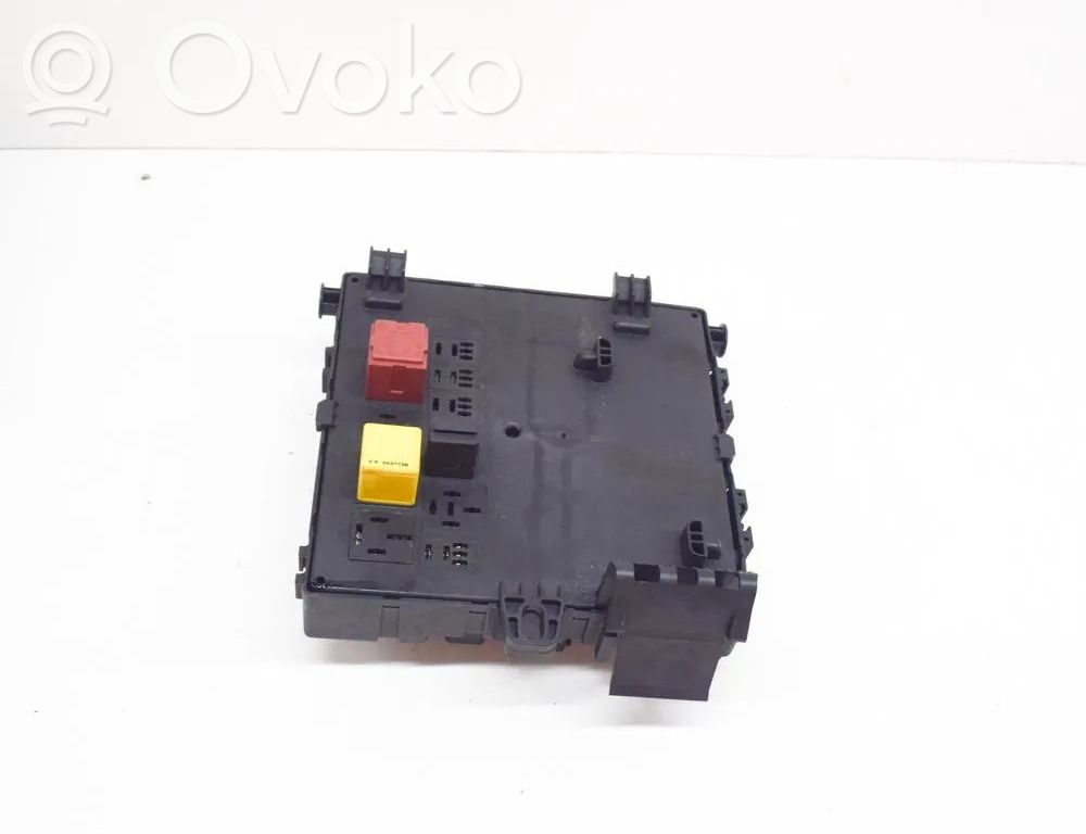 Saab 9-3 Ver1 Sulakemoduuli 