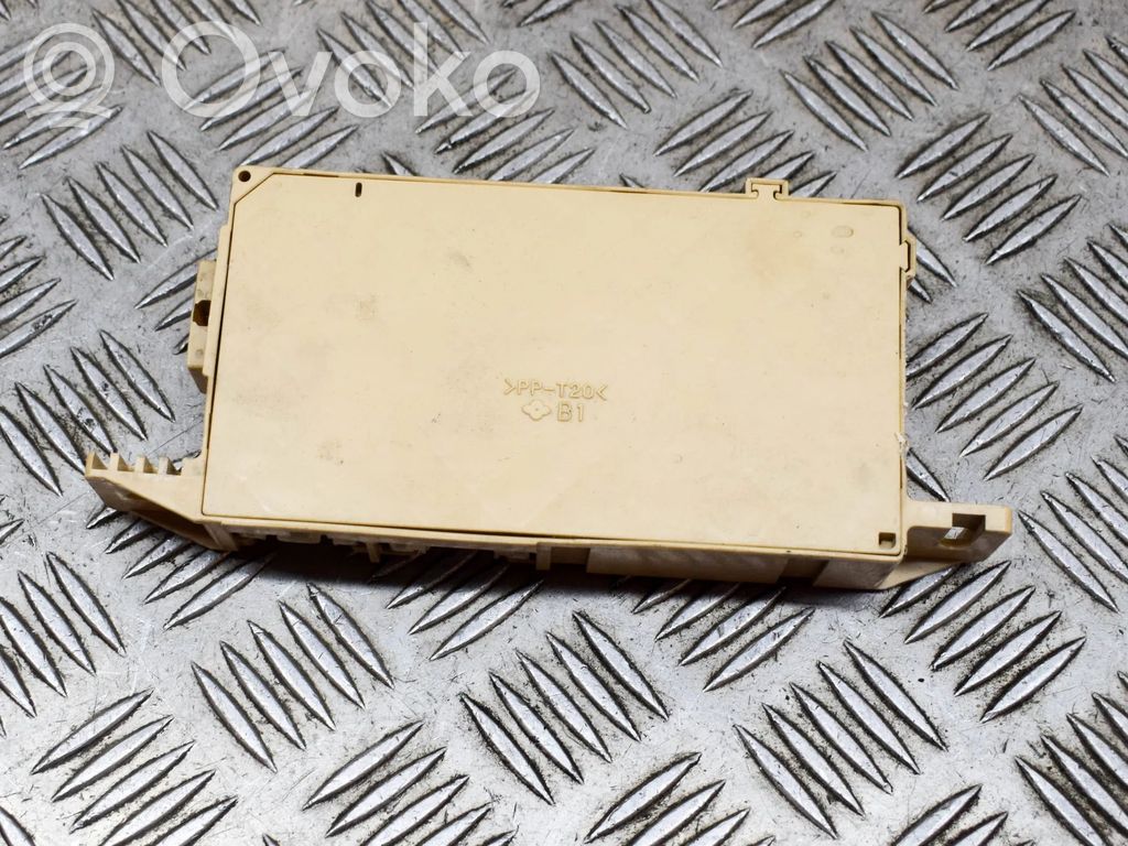Mazda 2 Central body control module 