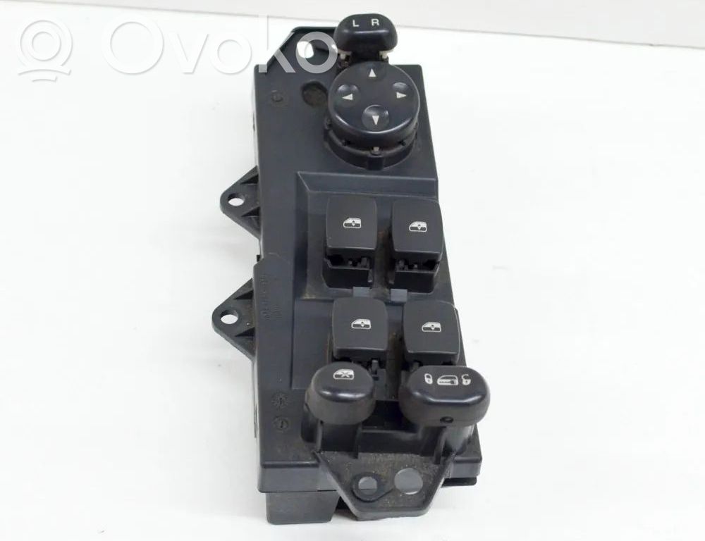 Chrysler Pacifica Electric window control switch 