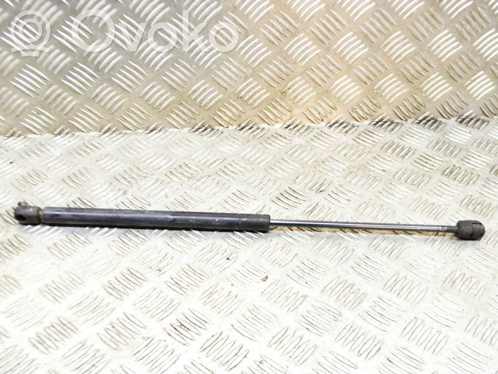 Jaguar S-Type Konepellin kaasujousi 