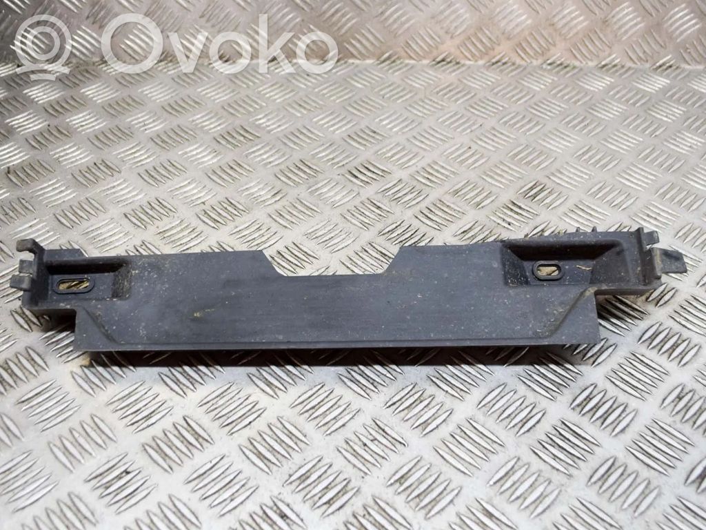 Ślizg listwy progowej   BJ3M10154RH