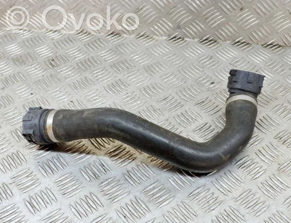 BMW 3 F30 F35 F31 Conductă/furtun lichid de răcire motor 