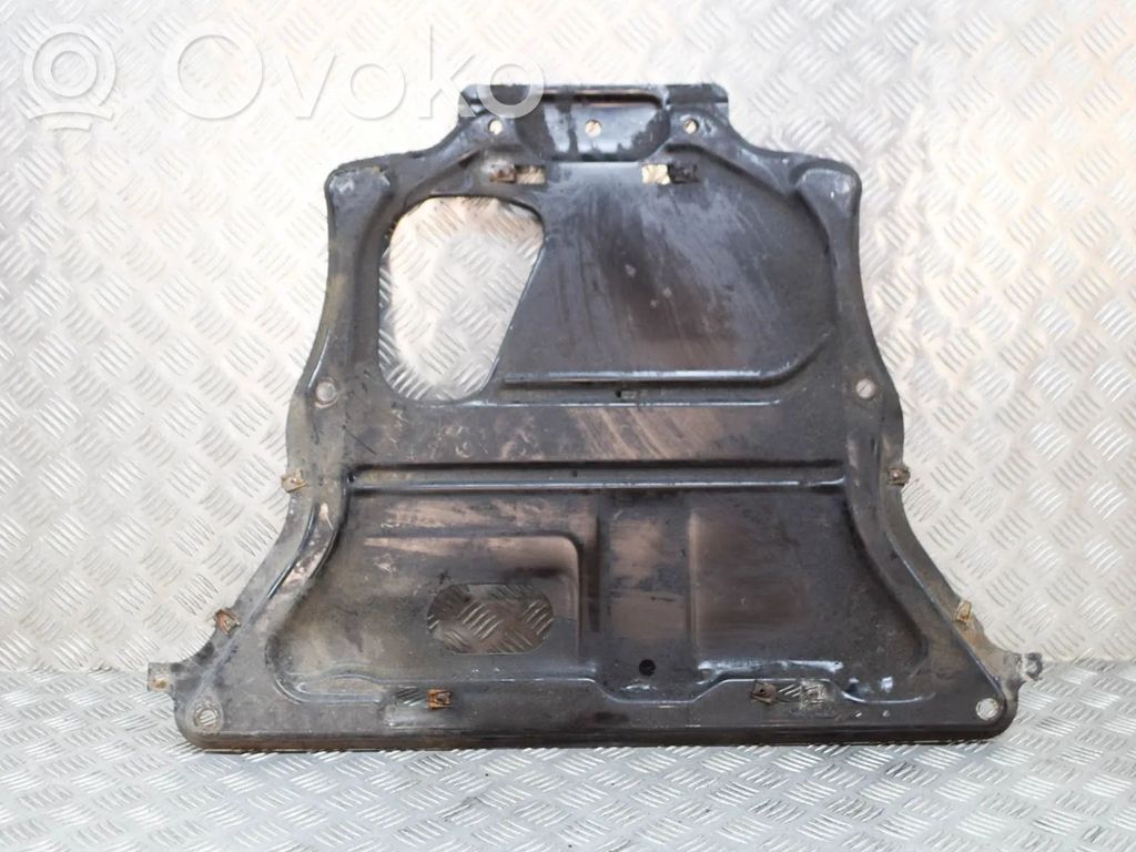 BMW 3 F30 F35 F31 Protezione anti spruzzi/sottoscocca del motore