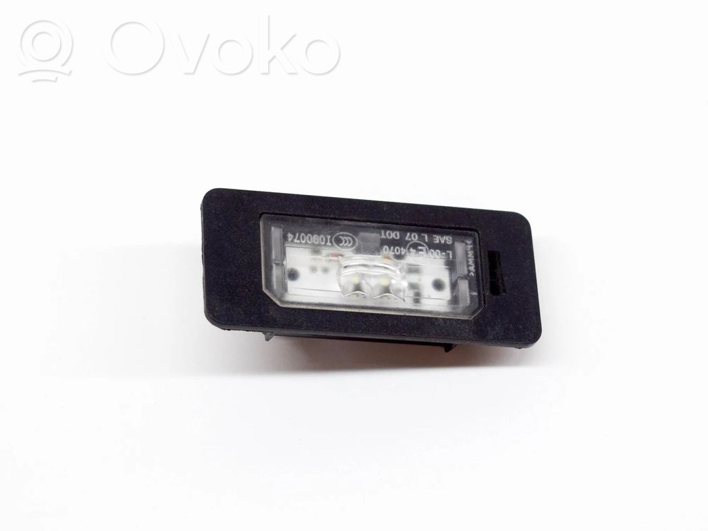 BMW 3 F30 F35 F31 Lampa oświetlenia tylnej tablicy rejestracyjnej