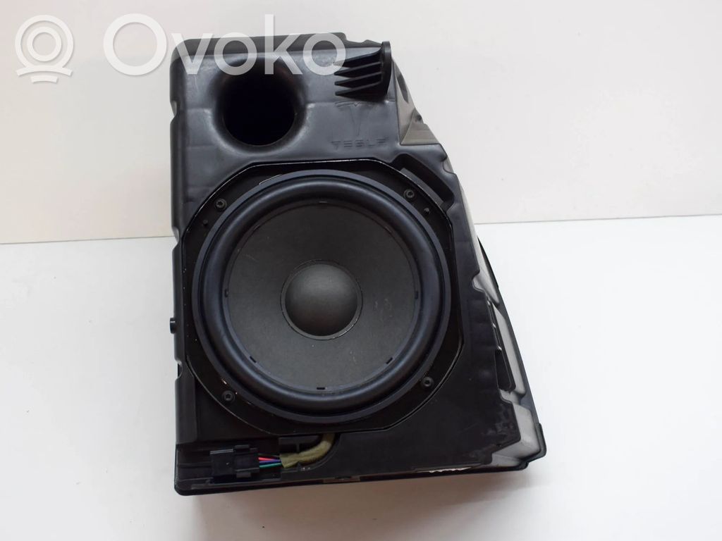 Subwoofer   107974700D