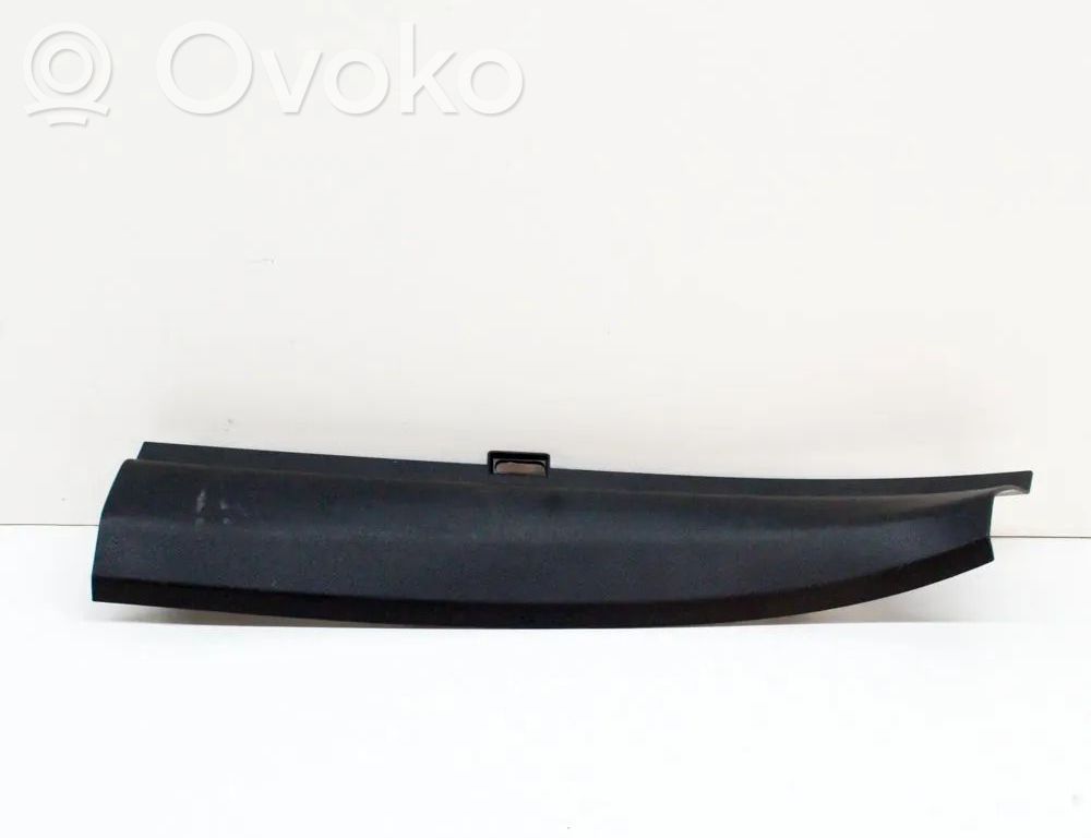 Volvo XC60 Pilar (C) 