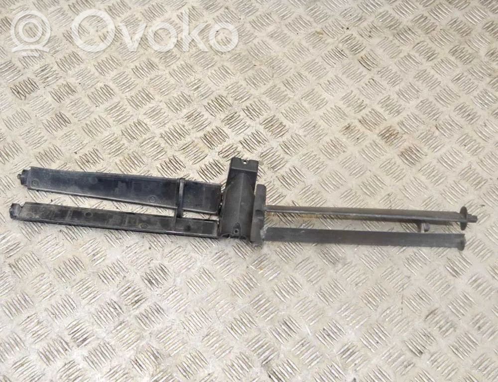 Tesla Model 3 Muu korin osa 