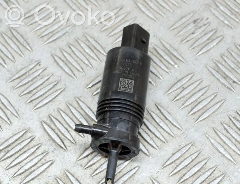 Tesla Model 3 Windscreen/windshield washer pump 
