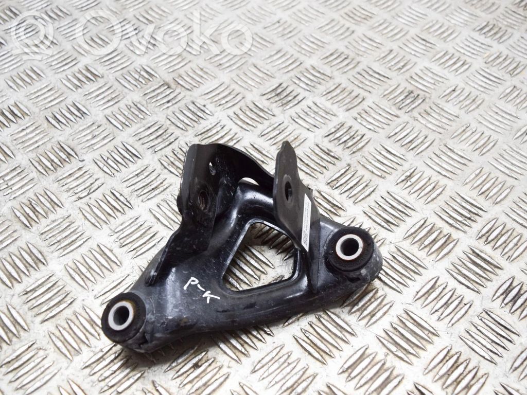 Tesla Model 3 Engine mounting bracket 