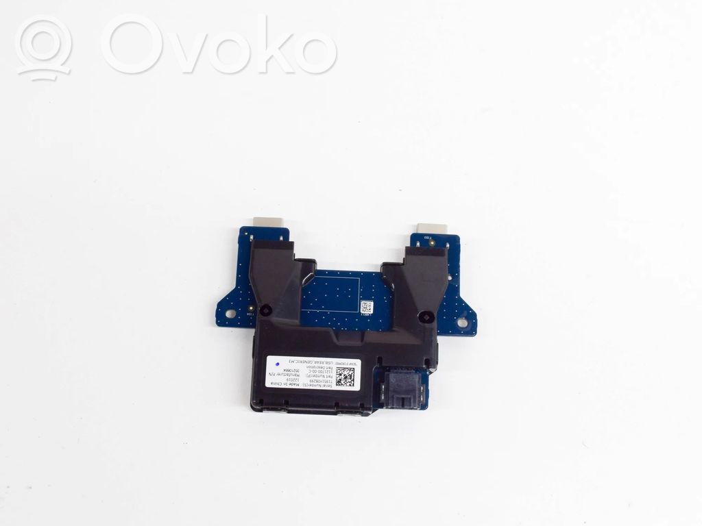 Tesla Model 3 USB socket connector 