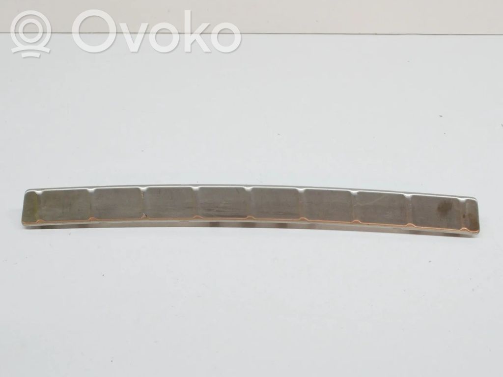 Volvo XC40 Protector del borde del maletero/compartimento de carga 