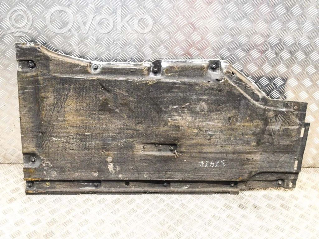 Audi A5 Protección inferior lateral 