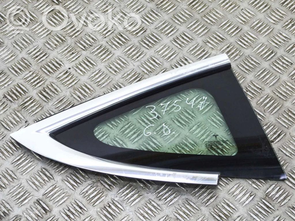 Tesla Model 3 Rear side window 
