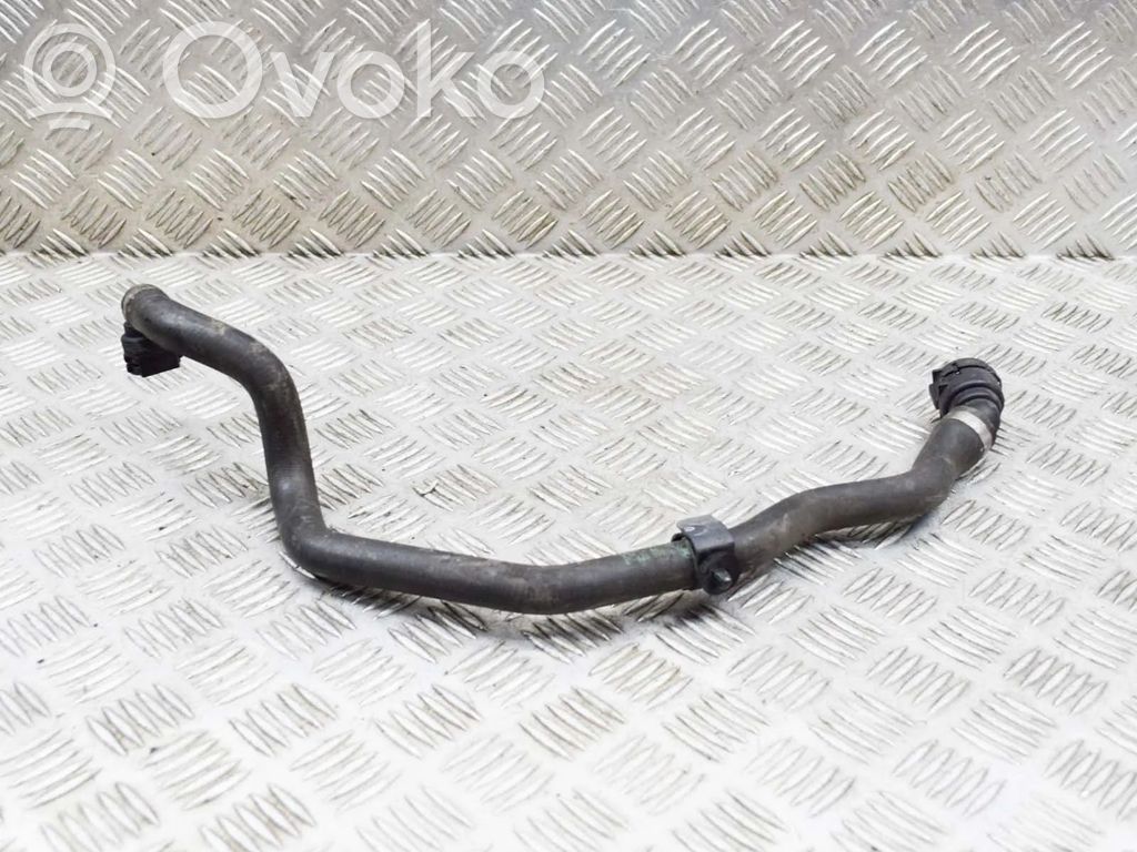 BMW X5 E70 Engine coolant pipe/hose 