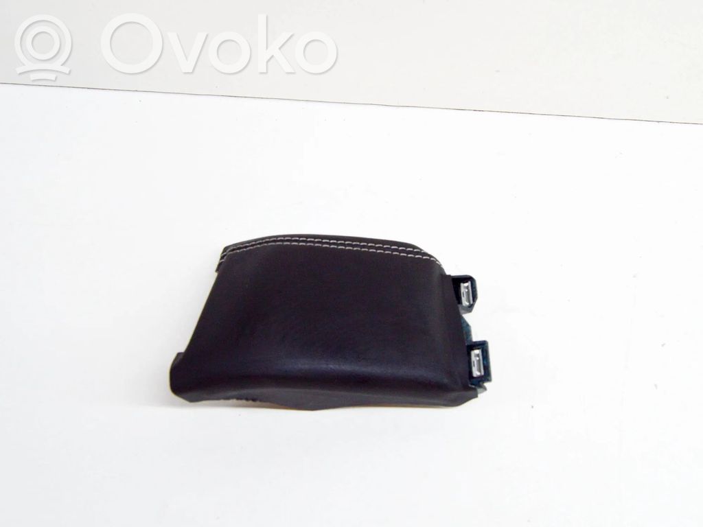 Ramka schowka deski rozdzielczej   MK8304305BC,MK8304305DC