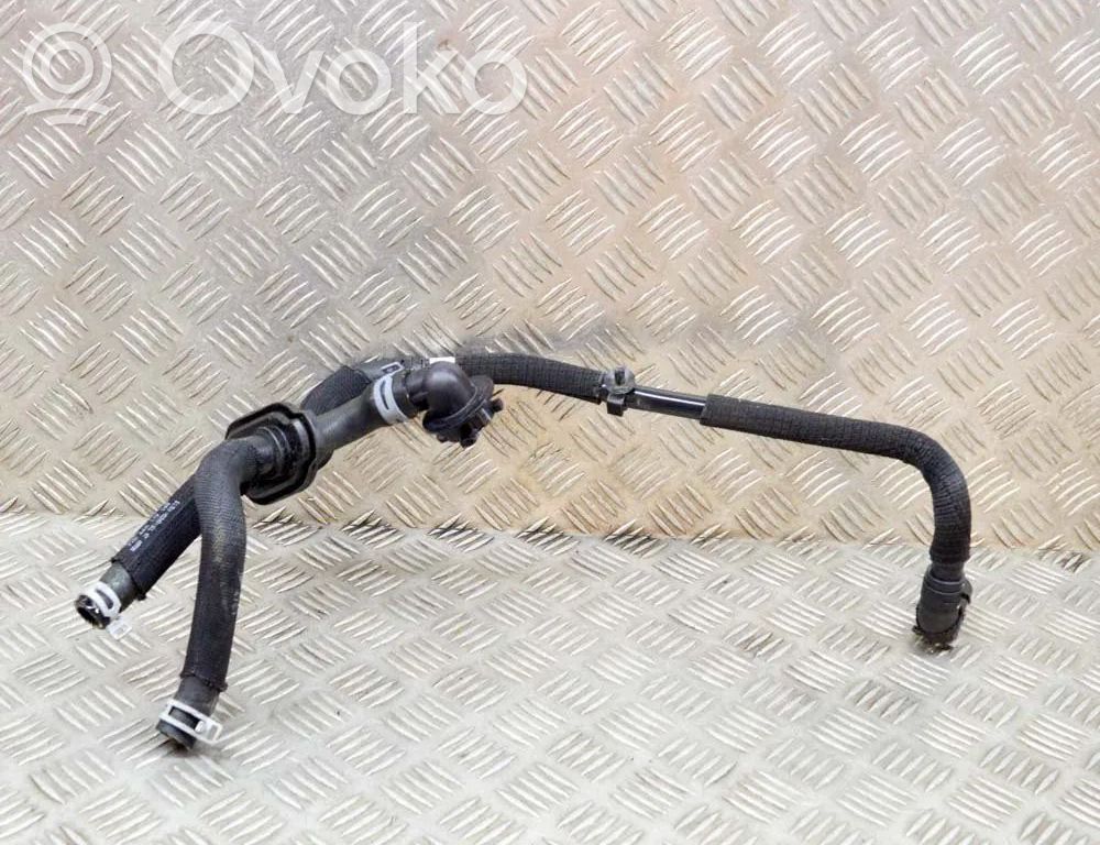 Audi e-tron Moottorin vesijäähdytyksen putki/letku 