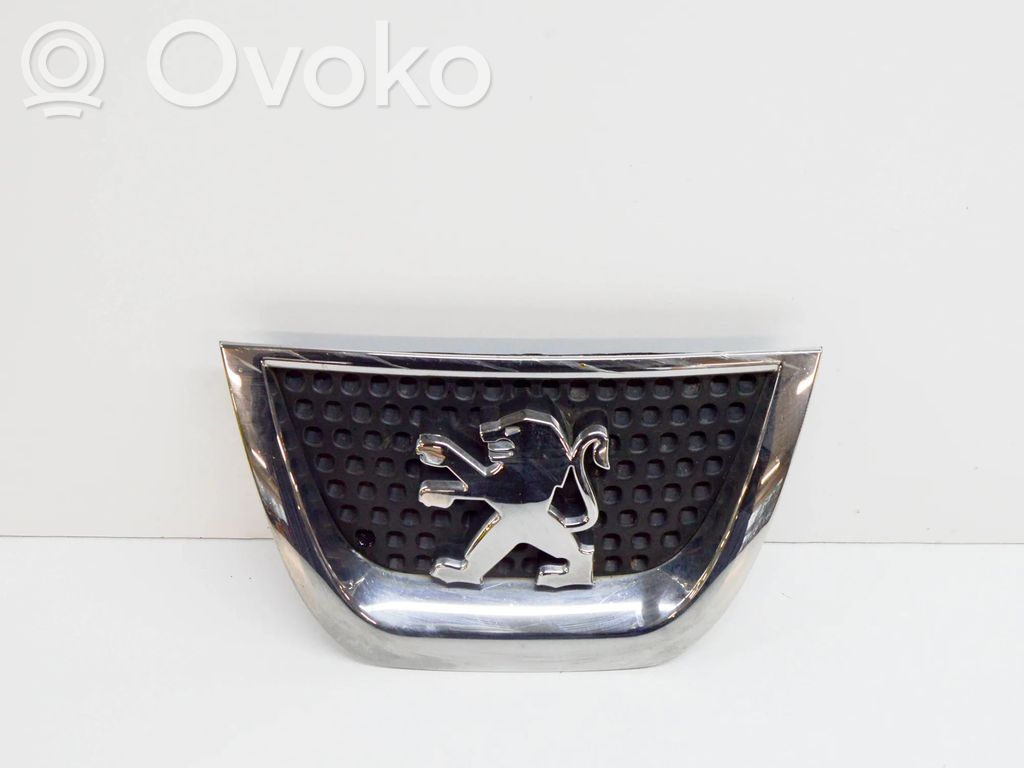 Peugeot 3008 I Maskownica / Grill / Atrapa górna chłodnicy 