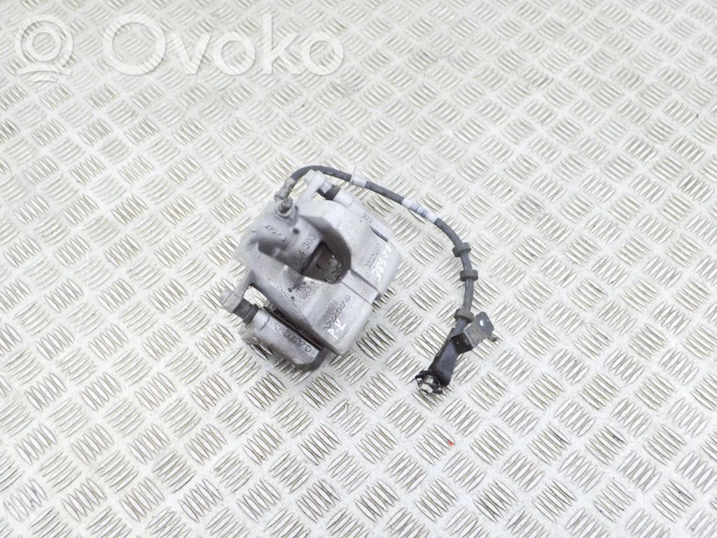 Volvo XC40 Etujarrusatula 