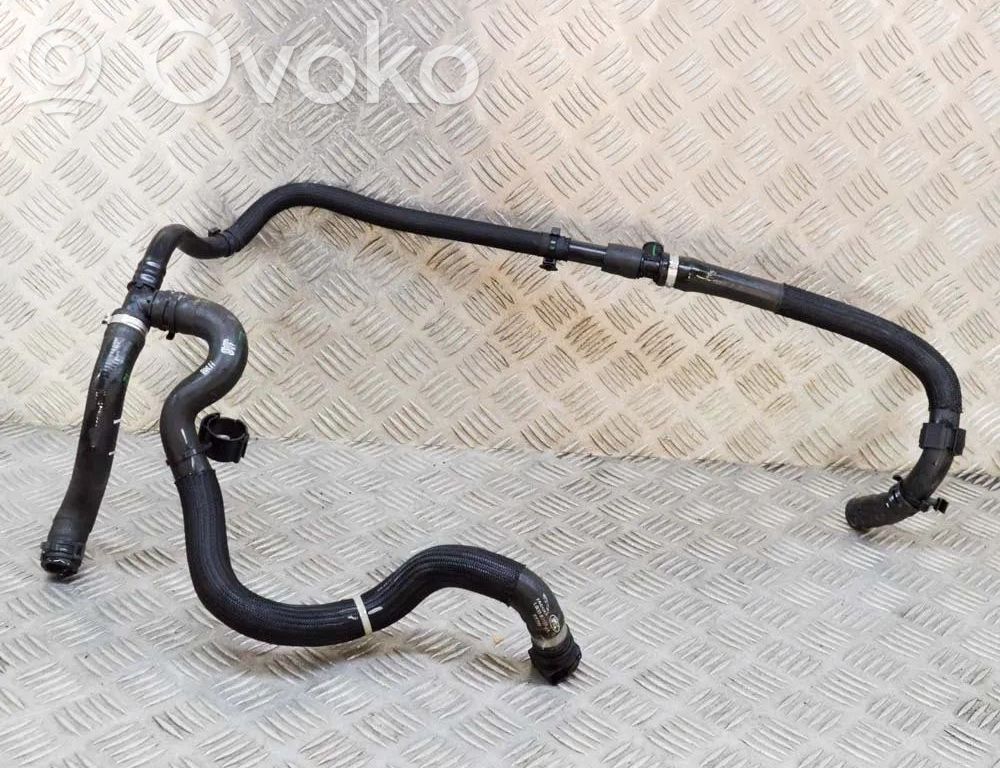 Jaguar I-Pace Engine coolant pipe/hose 