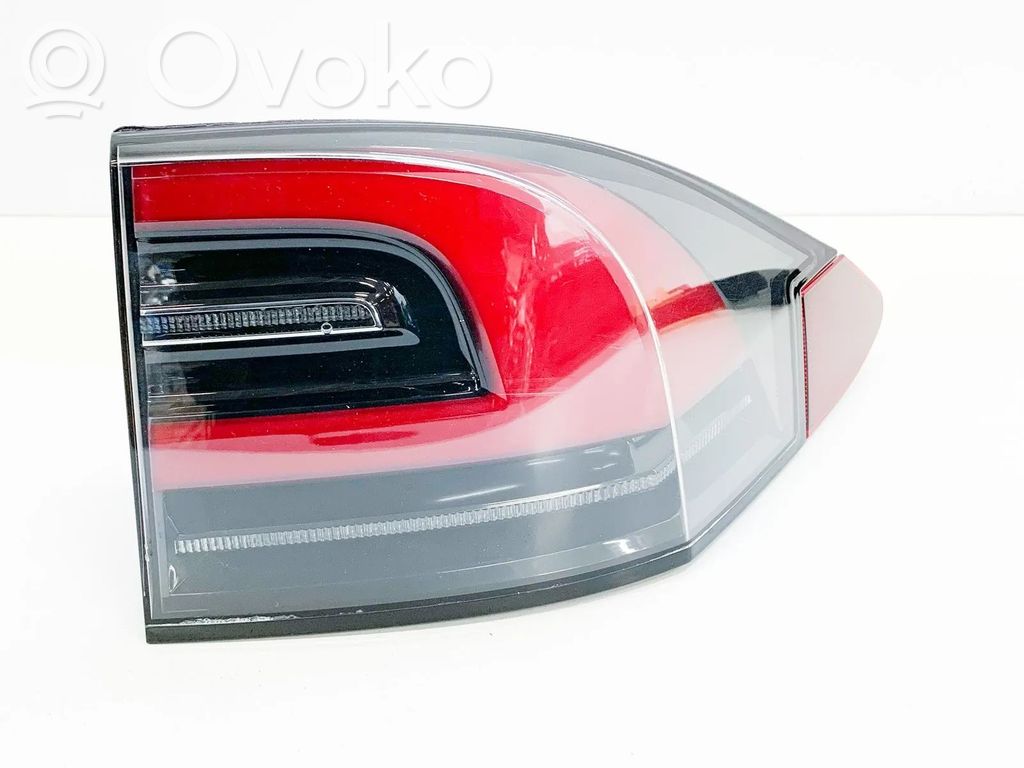 Tesla Model X Takavalot 