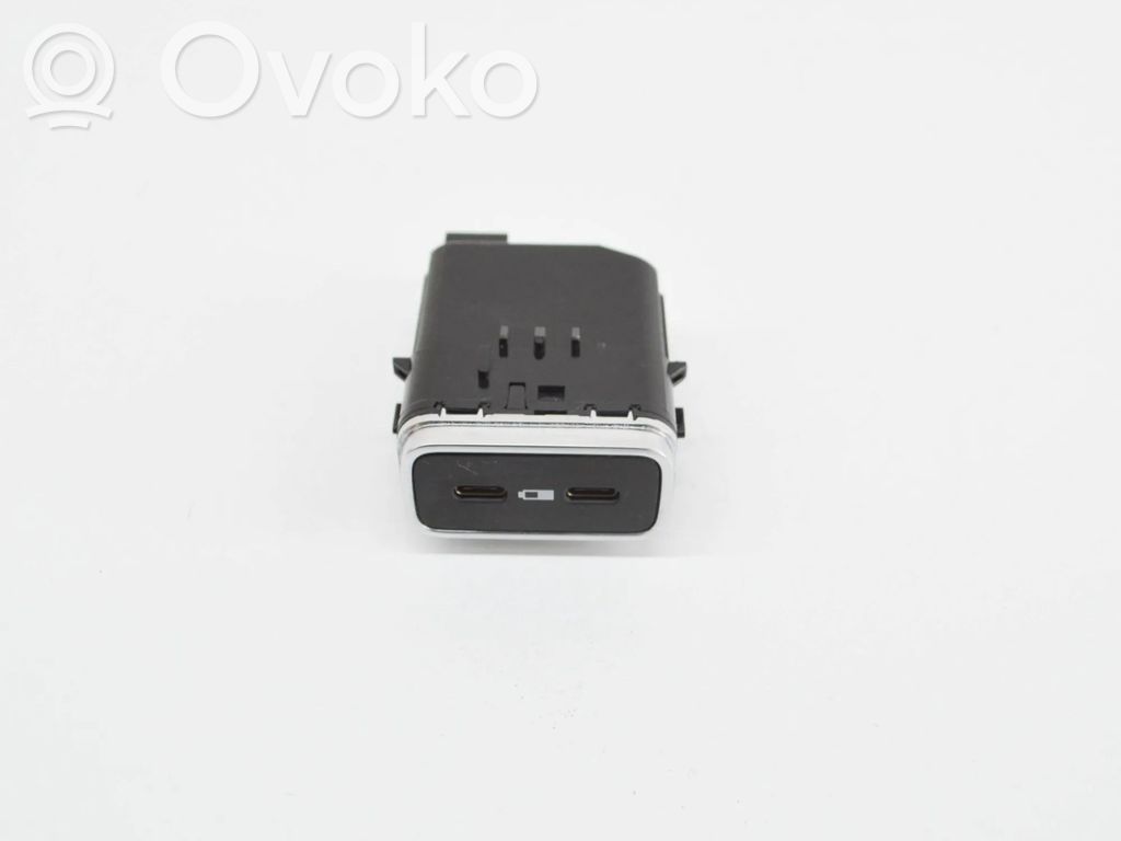Mercedes-Benz GLS X166 Enchufe conector USB 