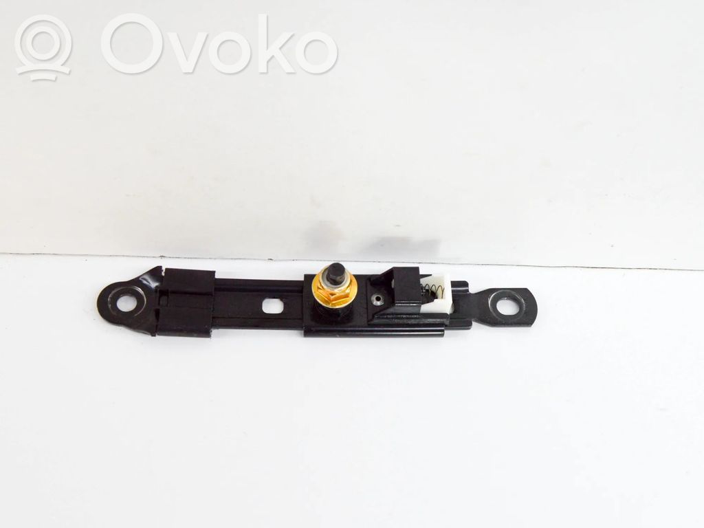 Regolatore altezza cintura di sicurezza   103673500C