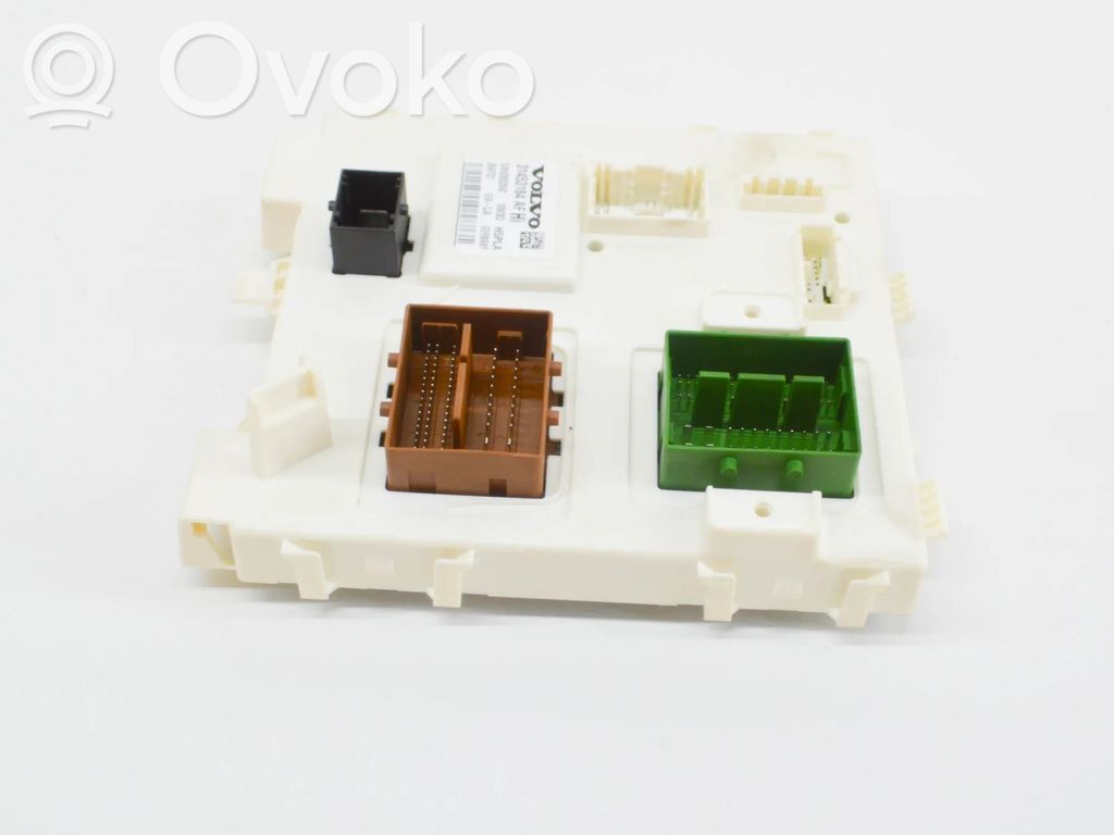 Volvo XC40 Central body control module 
