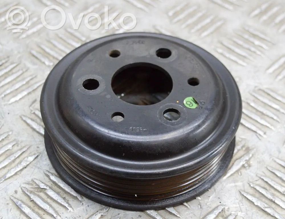 Ford Fiesta Koło pasowe pompy wody 