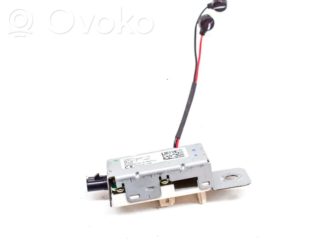 Ford Mustang Mach-E Antenos stiprintuvas 