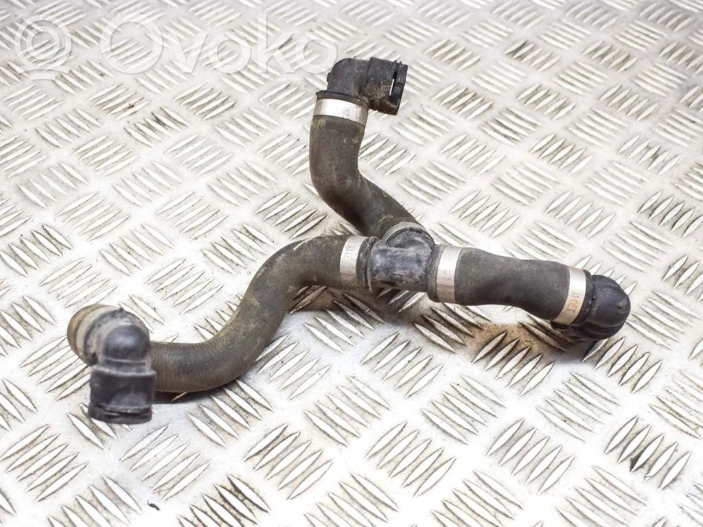Mercedes-Benz C W205 Conductă/furtun lichid de răcire motor 